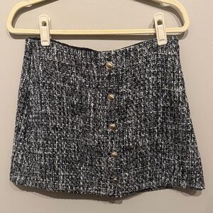 Abercrombie & Fitch Black and White Tweed Mini Skort